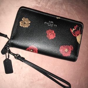 COACH Poppy Flower Wallet Wristlet